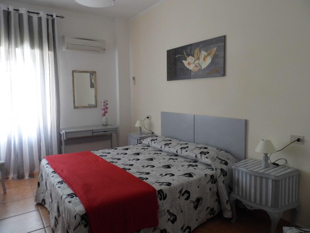 Lina Hotel Stintino Phòng bức ảnh